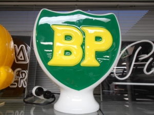 BP Petrol Bowser Globe