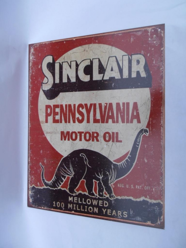 Sinclair Petrolania Tin Sign